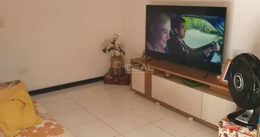 Casa de 2 quartos, área gourmet  - ótima oportunidade de compra