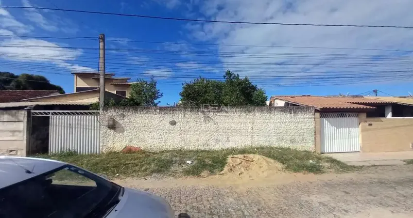 Terreno em condomínio village da penha ii: 14x18m, murado com portão de garagem e infraestrutura completa.