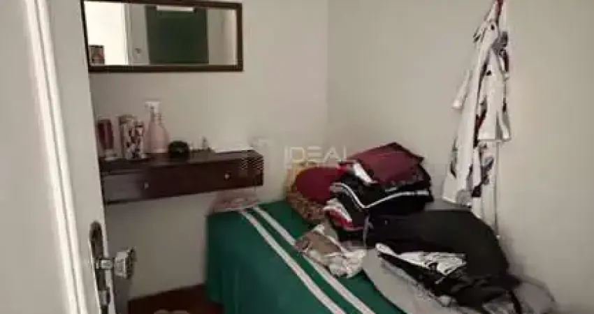 Casa com 3 quartos à venda na Rua Benedito Queiroz, 26, Parque Turf Club, Campos dos Goytacazes