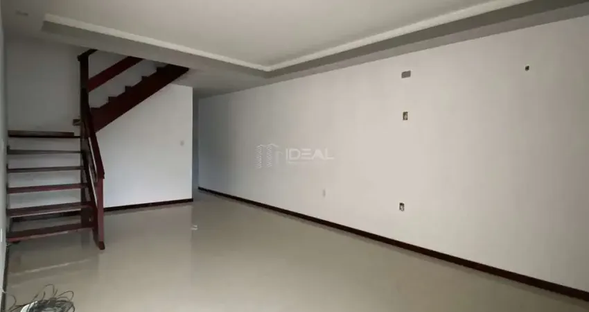Casa com 02 suítes, sacada e área de lazer com churrasqueira - fino acabamento