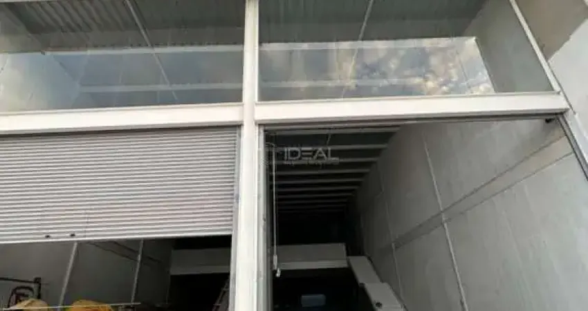 Loja recém construída ampla c/ mezanino e vagas frontais - seo focado