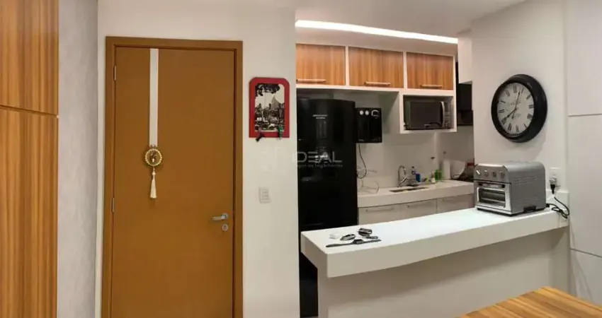 Apartamento mobiliado de 2 quartos com estrutura completa de condomínio