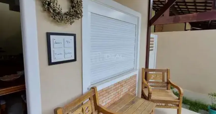 Casa em condomínio fechado com 3 quartos à venda na Avenida Pres. Kennedy, 542, Parque Jóquei Club, Campos dos Goytacazes