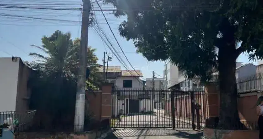 Casa com 3 quartos à venda na Rua Riachuelo, 638, Chácara João Ferreira, Campos dos Goytacazes
