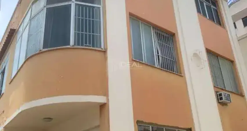 Apartamento com 3 quartos à venda na Rua Treze de Maio, 171, Centro, Campos dos Goytacazes