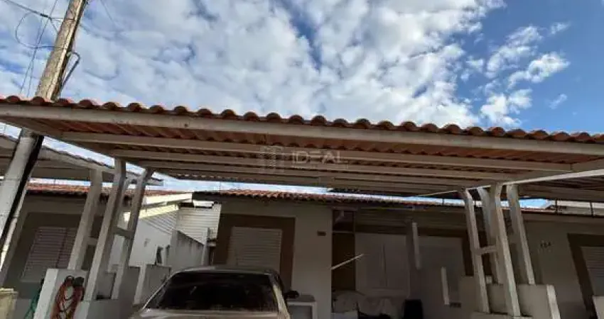 Casa em condomínio fechado com 2 quartos à venda na Estrada Santa Rosa, 266, Parque Santa Clara, Campos dos Goytacazes