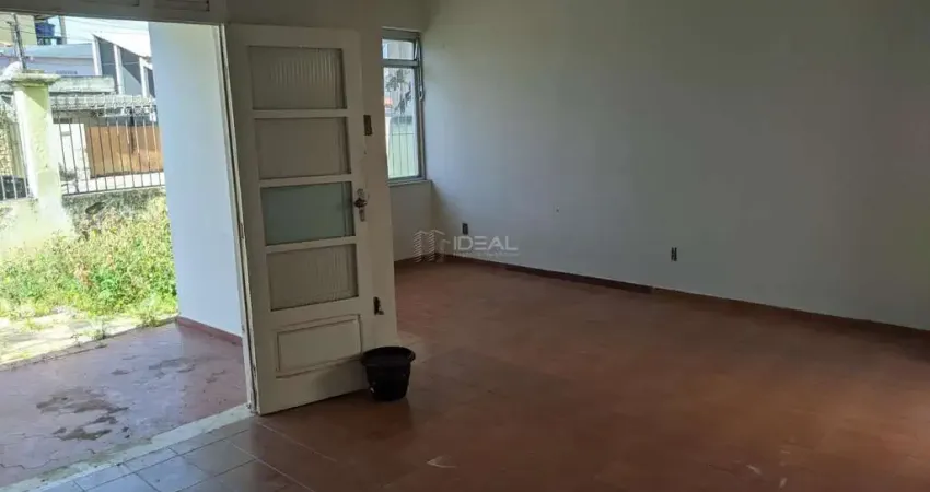 Casa com 3 quartos à venda na Rua Ramiro Braga, 132, Parque Leopoldina, Campos dos Goytacazes