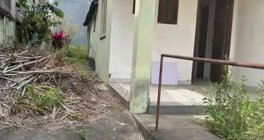 Casa com 3 quartos à venda na Rua Carlos Lacerda, 533, Parque Rosário, Campos dos Goytacazes