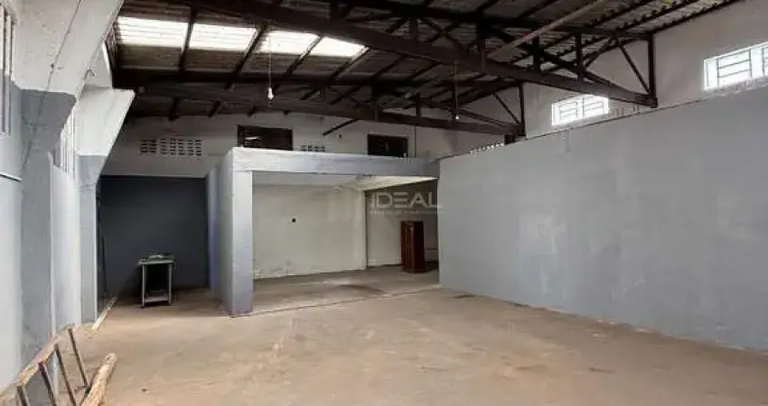 Barracão / Galpão / Depósito para alugar na Rua Lions Club, Parque São Caetano, Campos dos Goytacazes