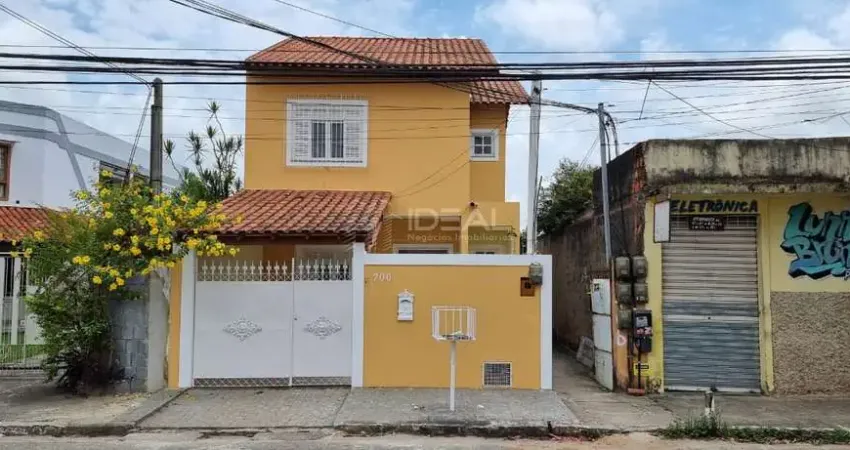 Casa com 3 quartos para alugar na Rua Visconde de Itaboraí, 700, Parque Aurora, Campos dos Goytacazes