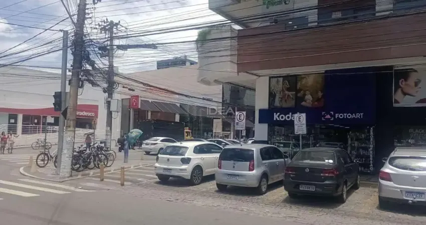 Casa comercial à venda na Avenida Pelinca, Parque Tamandaré, Campos dos Goytacazes