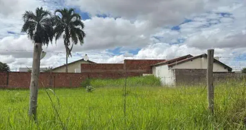 Terreno à venda na Rua Santa Emilia - Bairro Santa Luzia, Vila Santa Luzia, Campo Grande