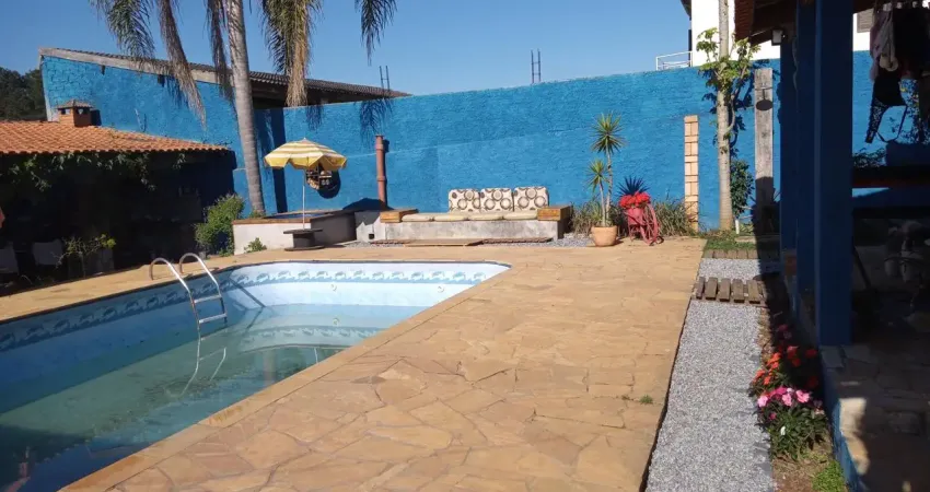 Casa térrea moderna com piscina e área gourmet em vargem grande paulista - proprietário aceita proposta !