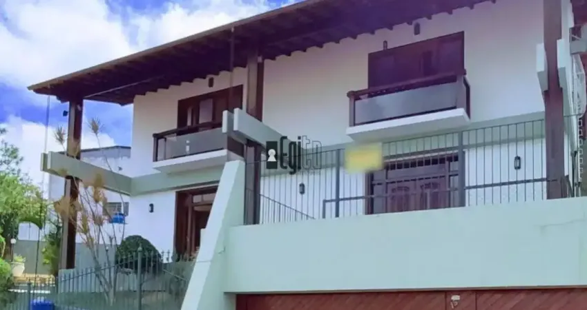 Linda casa 5 quartos ao lado do bom pastor, com ótimo aproveitamento e extremamente conservada