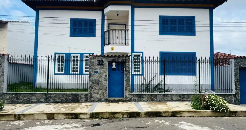 Casa com 6 quartos, 600 m², à venda por R$ 1.290.000 - Bosque dos Pinheiros - Juiz de Fora/MG