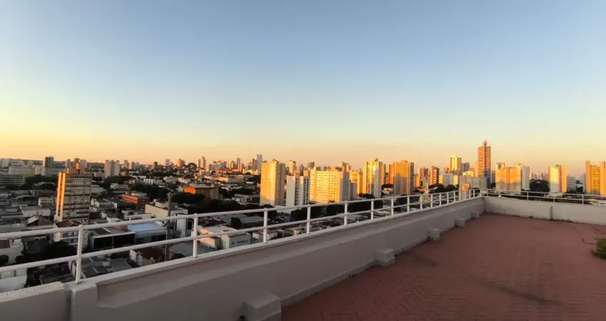 Cobertura exclusiva e privativa no centro – vista deslumbrante!