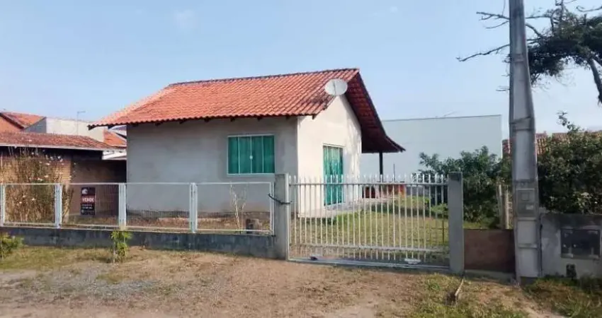 0617 - casa de laje com 2 dormitórios - 600m do mar | salinas - bbs/sc