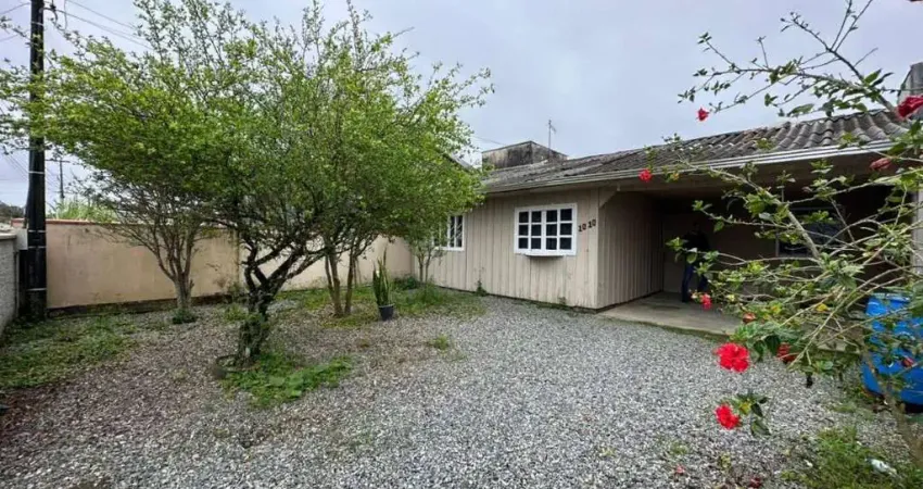 2031 - casa mista com 4 dormitórios em local tranquilo | costeira - bbs/sc