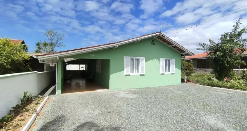 2088 - casa com 3 dormitórios - 790m da lagoa - costeira | bbs/sc
