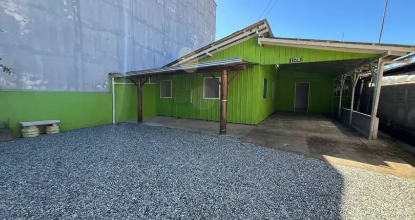 2107 - casa mista com 3 dormitórios | costeira - bal. barra do sul/sc