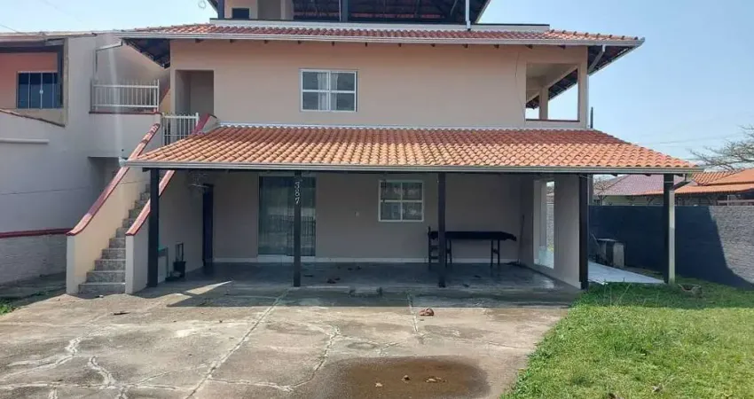 0131 - sobrado com área de festa com vista mar | centro -bal. barra do sul