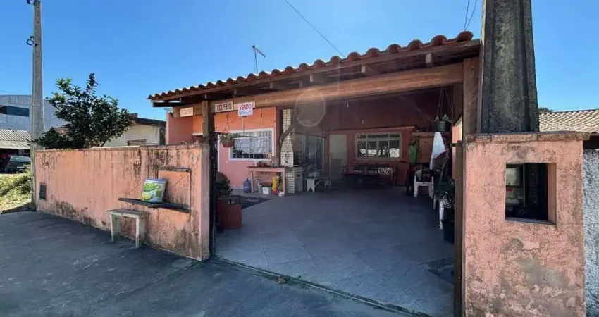 0605 - casa com 3 dormitórios em rua pavimentada | costeira - barra do sul