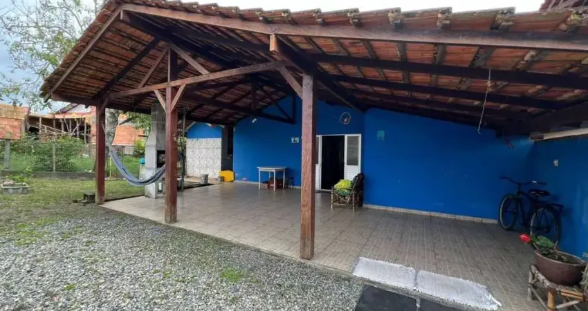 0734 - casa de alvenaria com 4 dormitórios - 300m do mar | centro - bbs