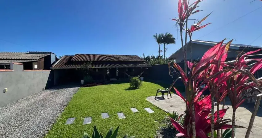 2171 - casa mista a 450 metros do mar com 3 dormitórios l salinas - bbs