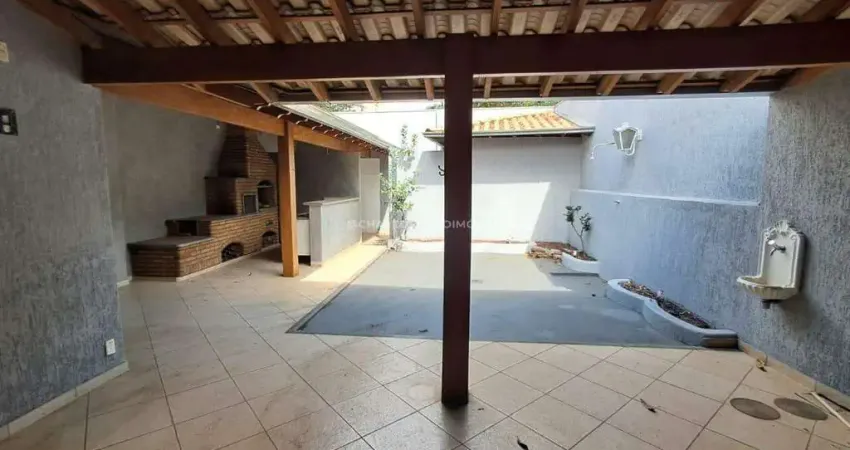 Casa à venda, 3 quartos, 1 suíte, 2 vagas, mercês - uberaba/mg