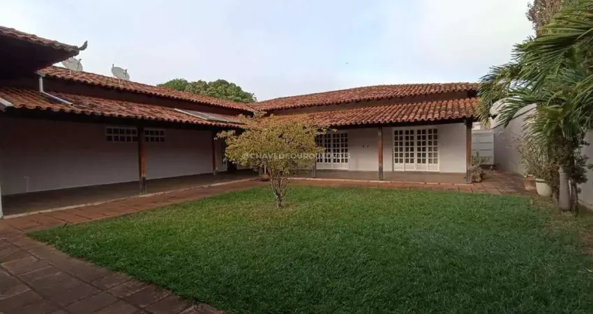 Casa á venda com 4 quartos sendo 1 suíte localizado no bairro santa maria em uberaba - mg