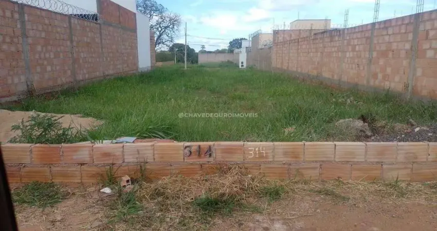 Terreno à venda no Parque das Laranjeiras, Uberaba 