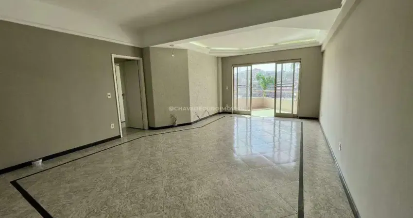 Apartamento com 3 quartos à venda no São Benedito, Uberaba 