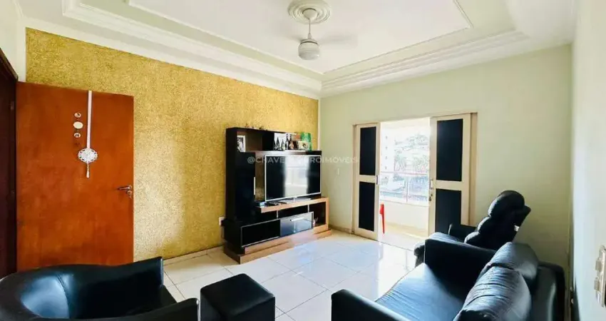 Casa com 5 quartos à venda na Nossa Senhora da Abadia, Uberaba