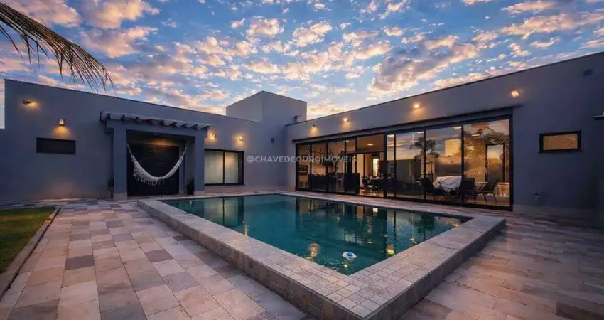 Casa com 03 suítes no condomínio Mário de Almeida Franco, em Uberaba.