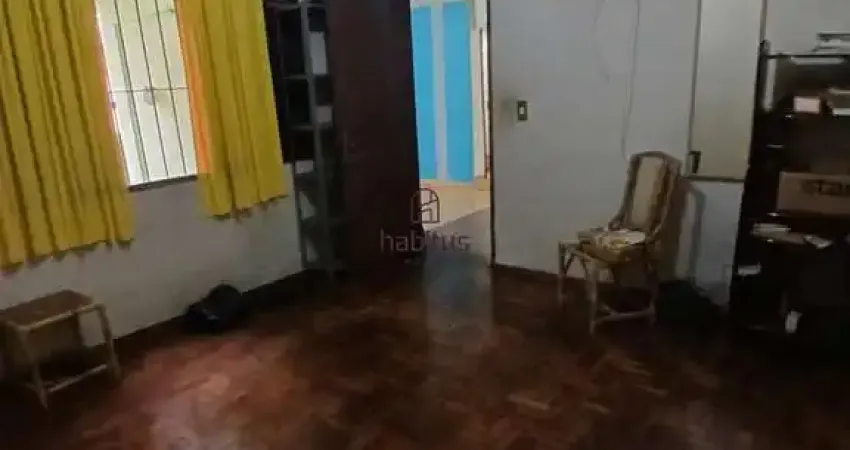 Casa com 2 quartos para alugar na Rua Saraiva, --, Vila Assunção, Santo André