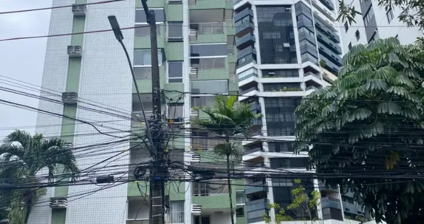 Cobertura em parnamirim: 2 suítes, escritório e 140m² de conforto. armários e vaga p/ 2 carros.