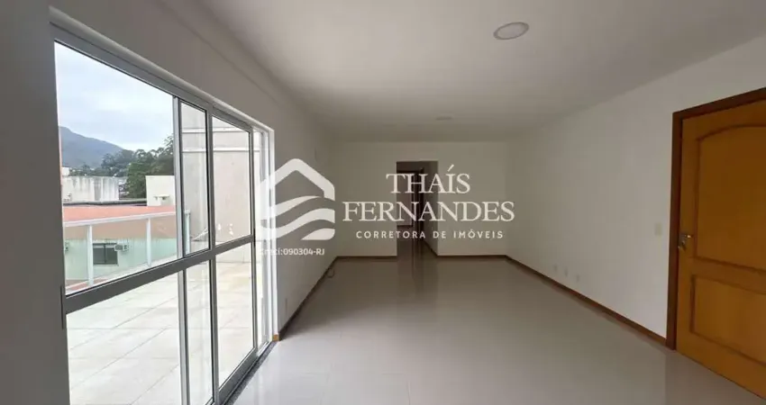 Cobertura com 2 quartos para alugar na Rua Manoel José Lebrão, Várzea, Teresópolis