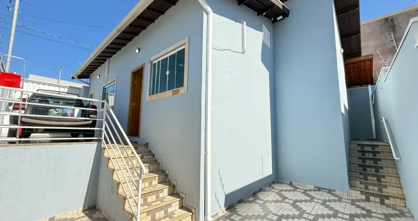 Casa com 3 quartos à venda na Rua E, 80, Cidade Vergani, Pouso Alegre