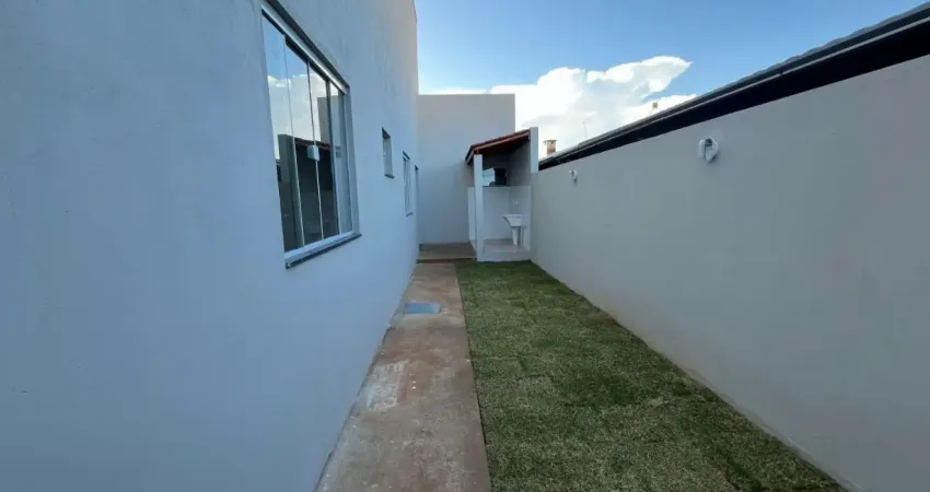 Casa com 3 quartos à venda na Avenida Coronel Armando Rubens Storino, 45, Parque Real, Pouso Alegre