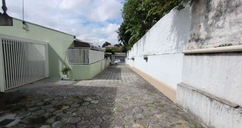 Casa com 4 quartos à venda na Rua Desembargador Antônio de Paula, 2256, Boqueirão, Curitiba