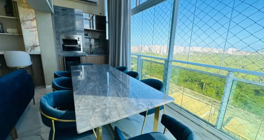 Porteira fechada com 3 suítes num projeto de interiores impecável e vista deslumbrante para o parque do cocó.