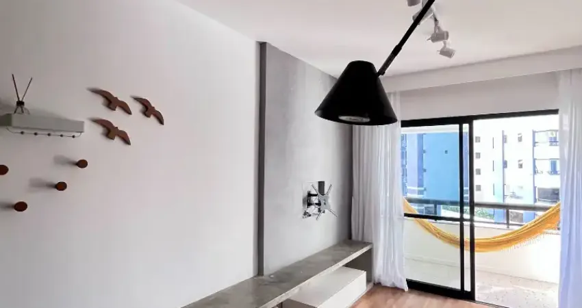 Charmoso 1/4 no caminho das árvores, totalmente reformado!