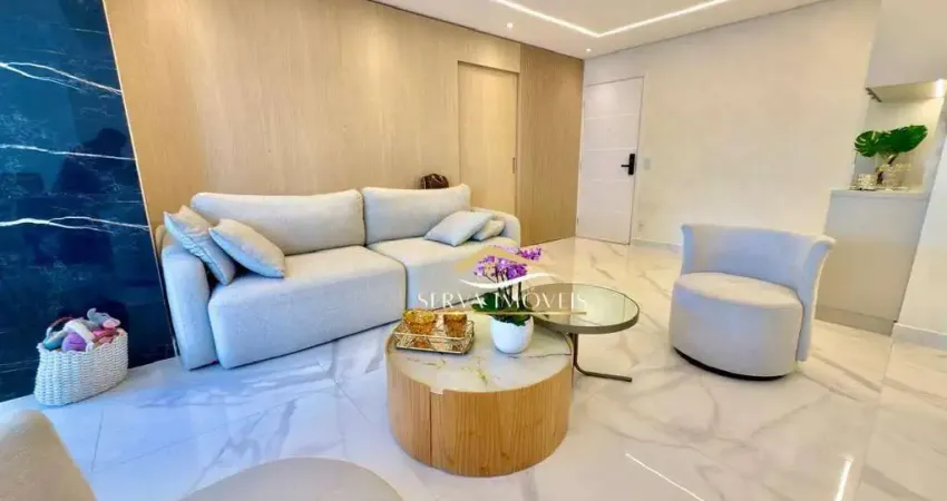 Lindo apartamento totalmente reformado com 2 suítes e 2 vagas.