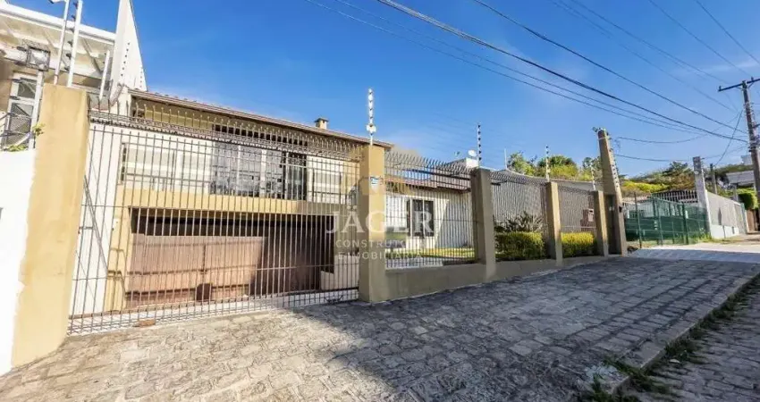 Casa com 3 quartos à venda na Martin Varela, 23, Jardim Botânico, Curitiba