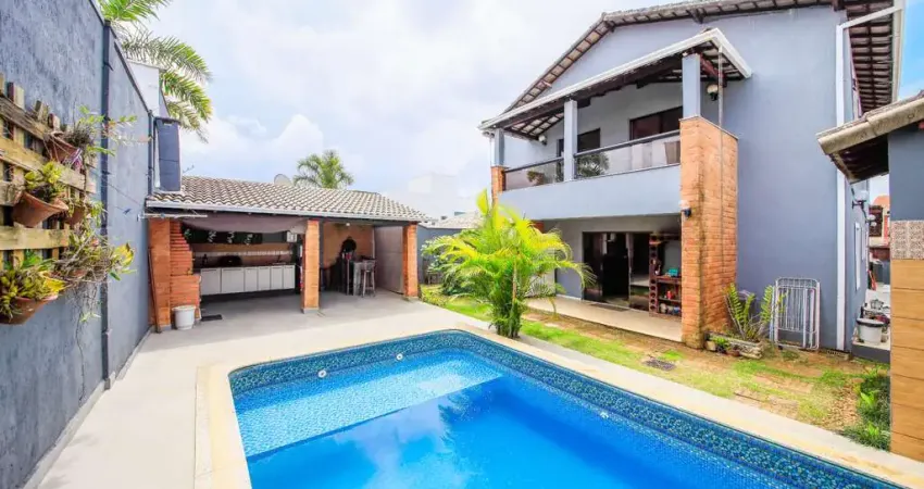 Aproveite o espaço gourmet com a família nesta casa para venda