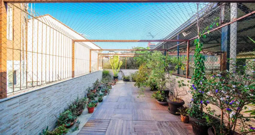 Casa com 4 quartos à venda na Rua Henrique Burnier, 103, Mariano Procópio, Juiz de Fora