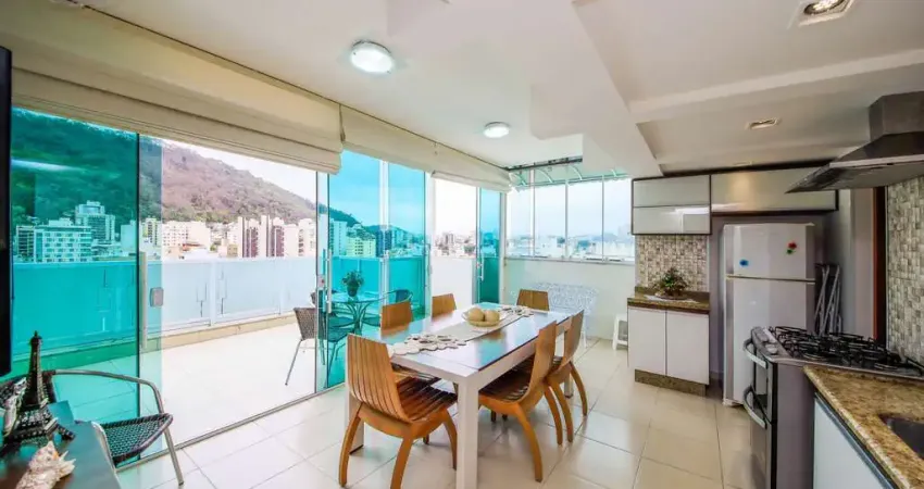 Uma cobertura que reúne conforto, lazer e privacidade para venda