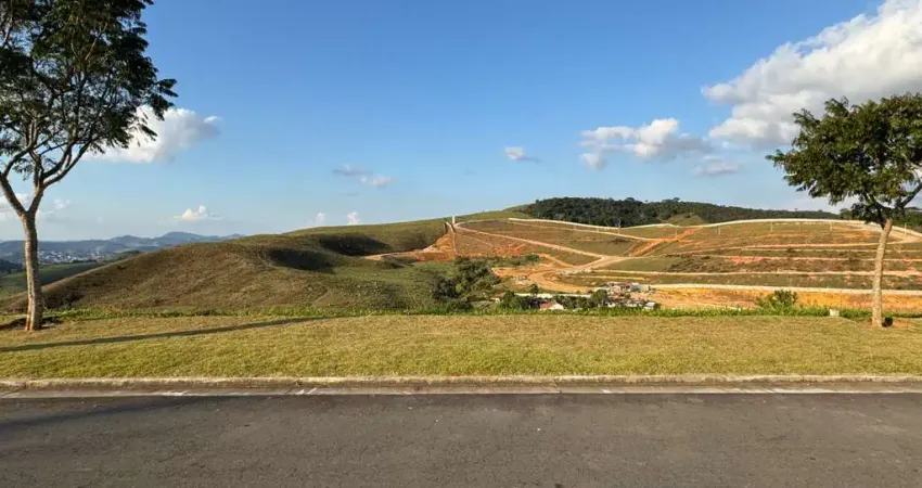 Terreno em condomínio fechado à venda na Rua Maripá, São Pedro, Juiz de Fora