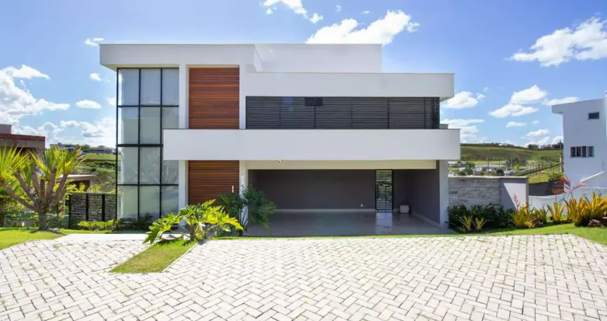 Casa com privacidade, lazer e vista livre no alphaville para venda