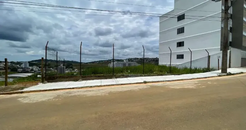 Terreno à venda na Rua Arlete Bastos Magalhães, 10, Aeroporto, Juiz de Fora